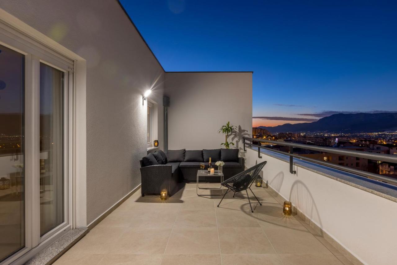 Luxury Rooftop Zalato